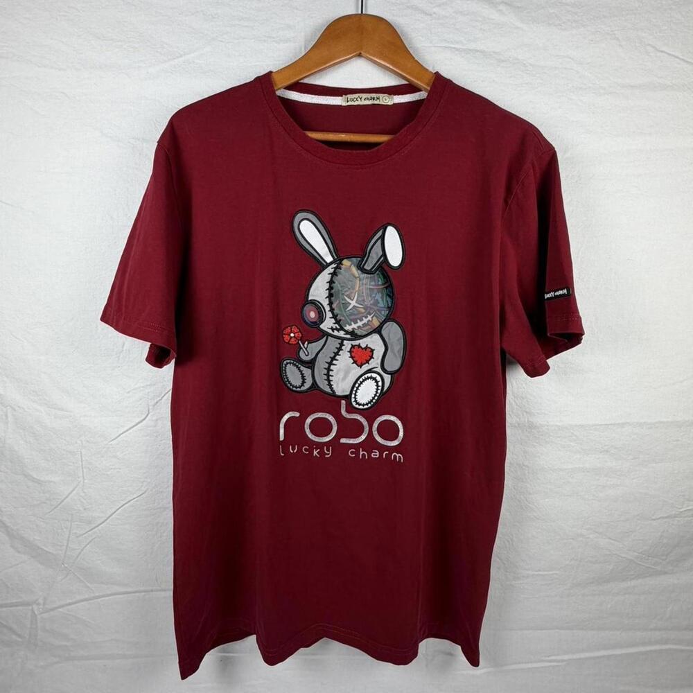 Lucky Charm Brand burgundy graphic tee w/ bunny design #Luckycharm #graphictee